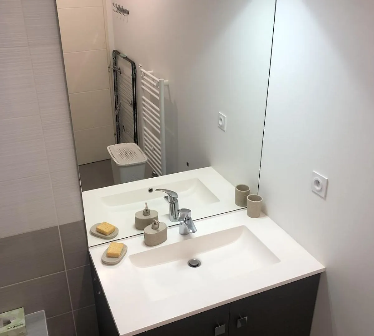 Appartement T3 65 M2 Vue Lac 2 Chambres Terrasse Apartmán Aix-les-Bains